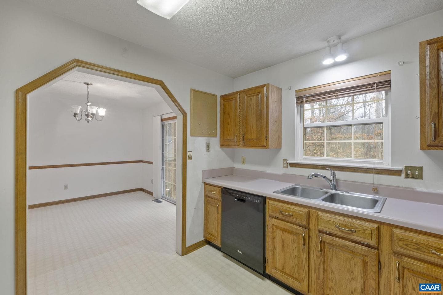 814 Jefferson Dr photo 21