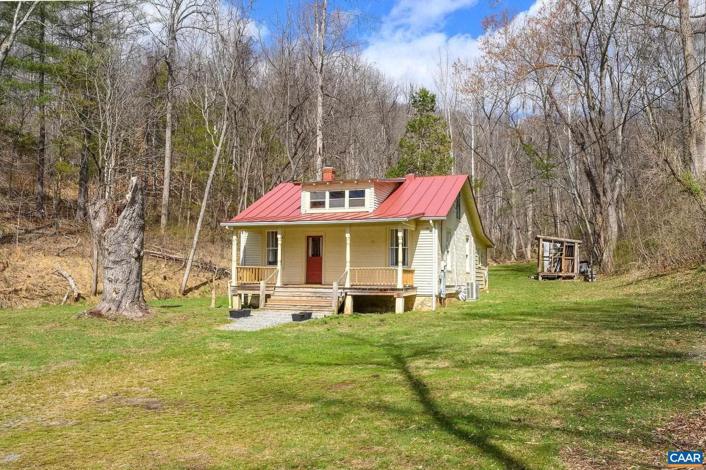 1102 Duncan Hollow Loop photo 1