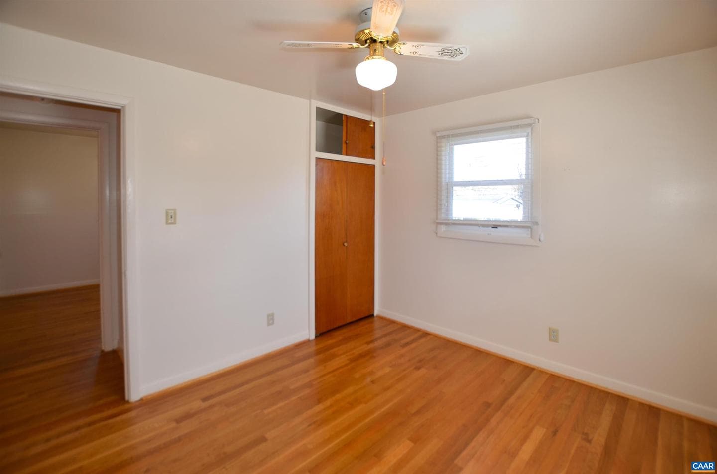 1646 Meridian St photo 28