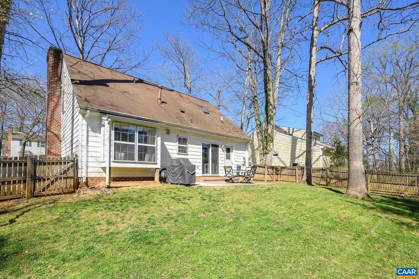 334 N Bennington Rd photo 28