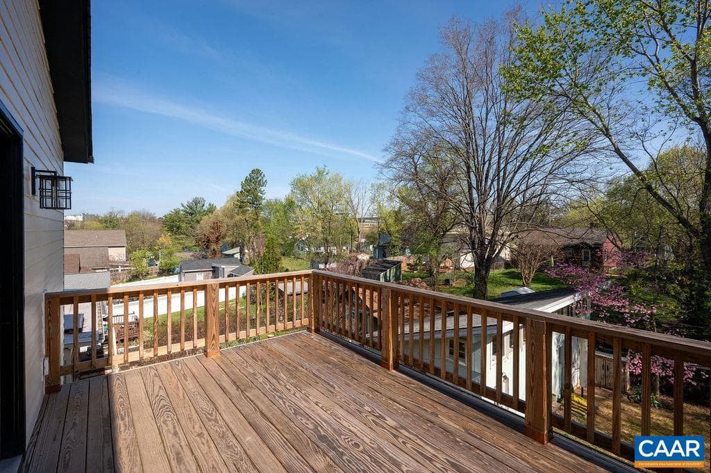 628 Blenheim Ave photo 22