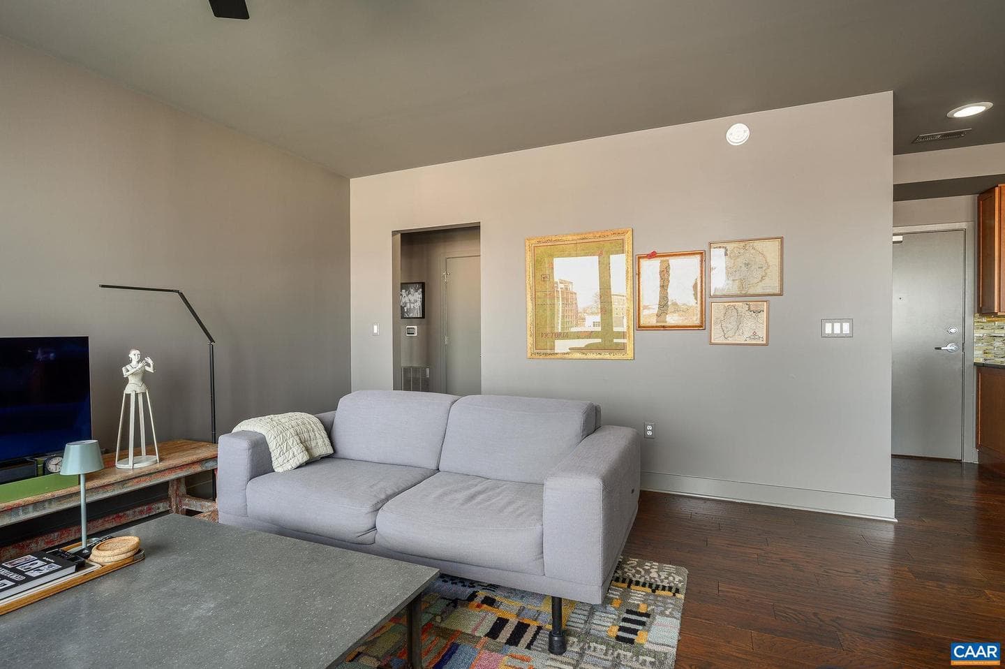 200 Garrett St #507 photo 8