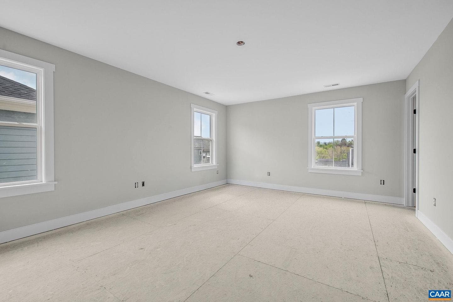 444 Nicholson St photo 21