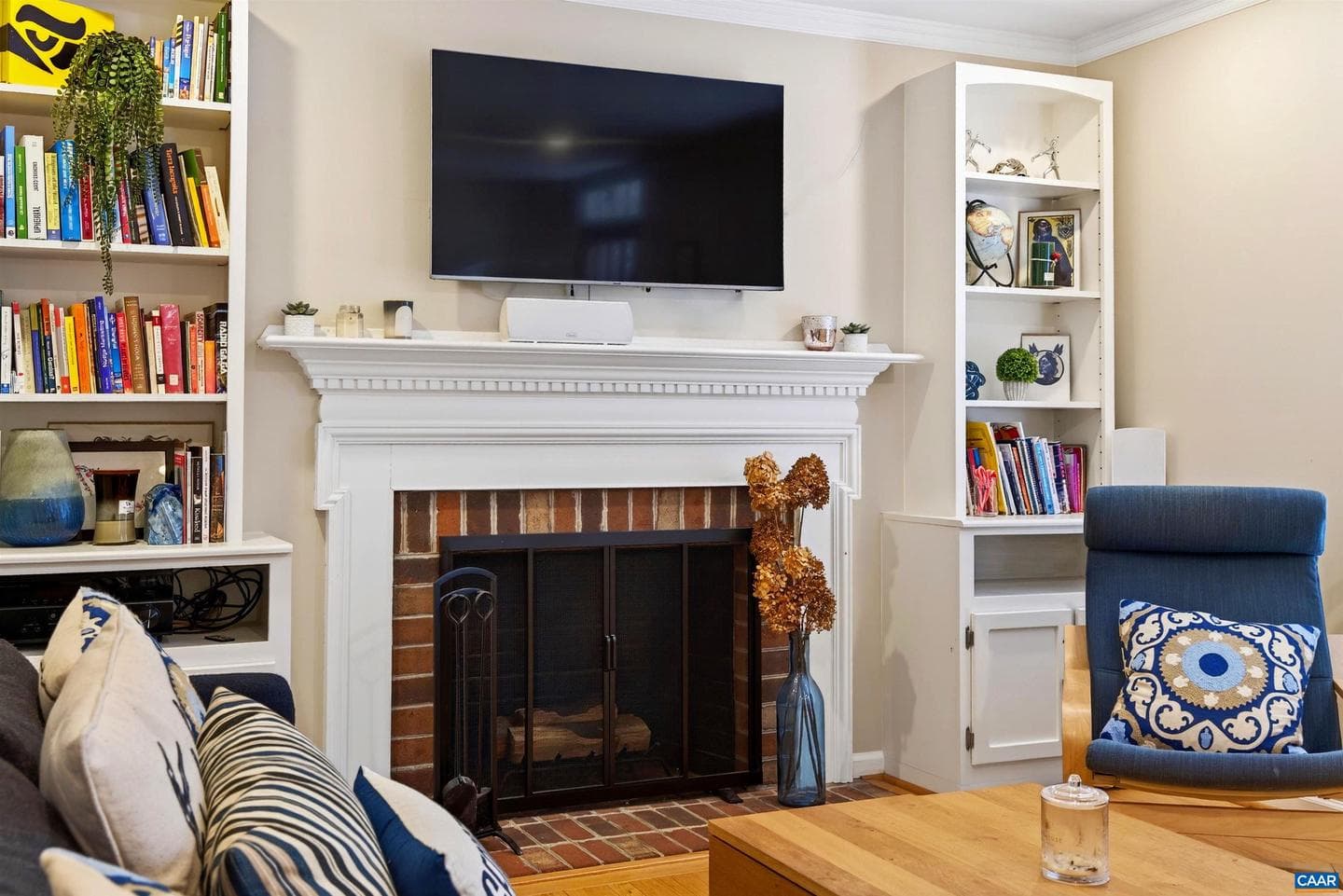 102 Slate Pl photo 8