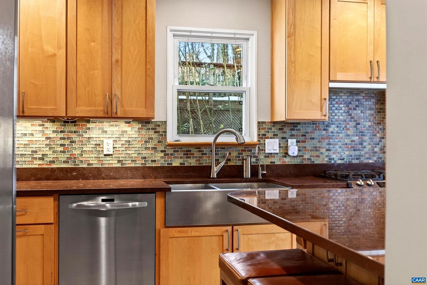 102 Slate Pl photo 9