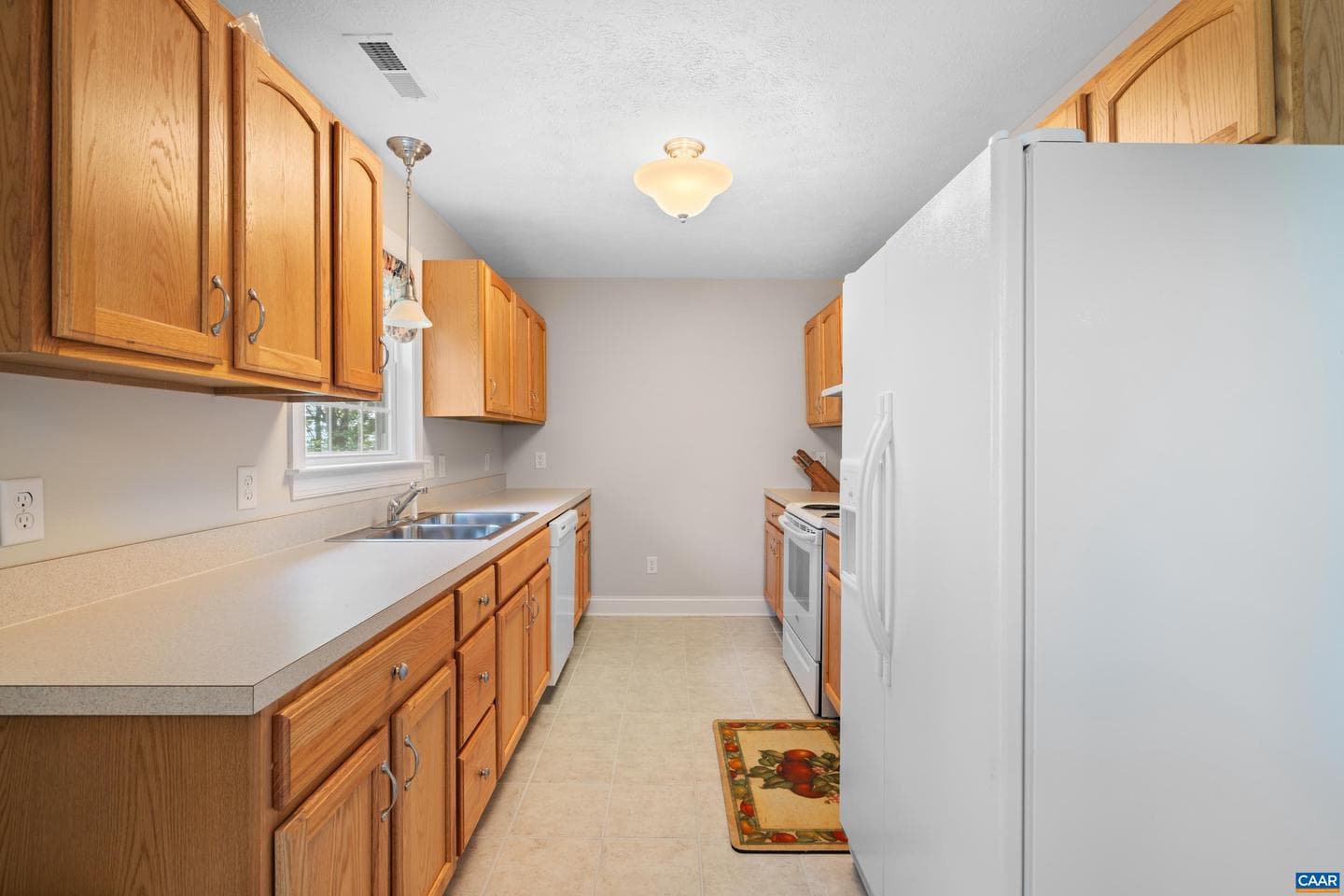 137 Diamond Ct photo 48