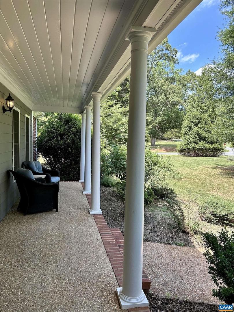 5270 Tanager Woods Dr photo 3