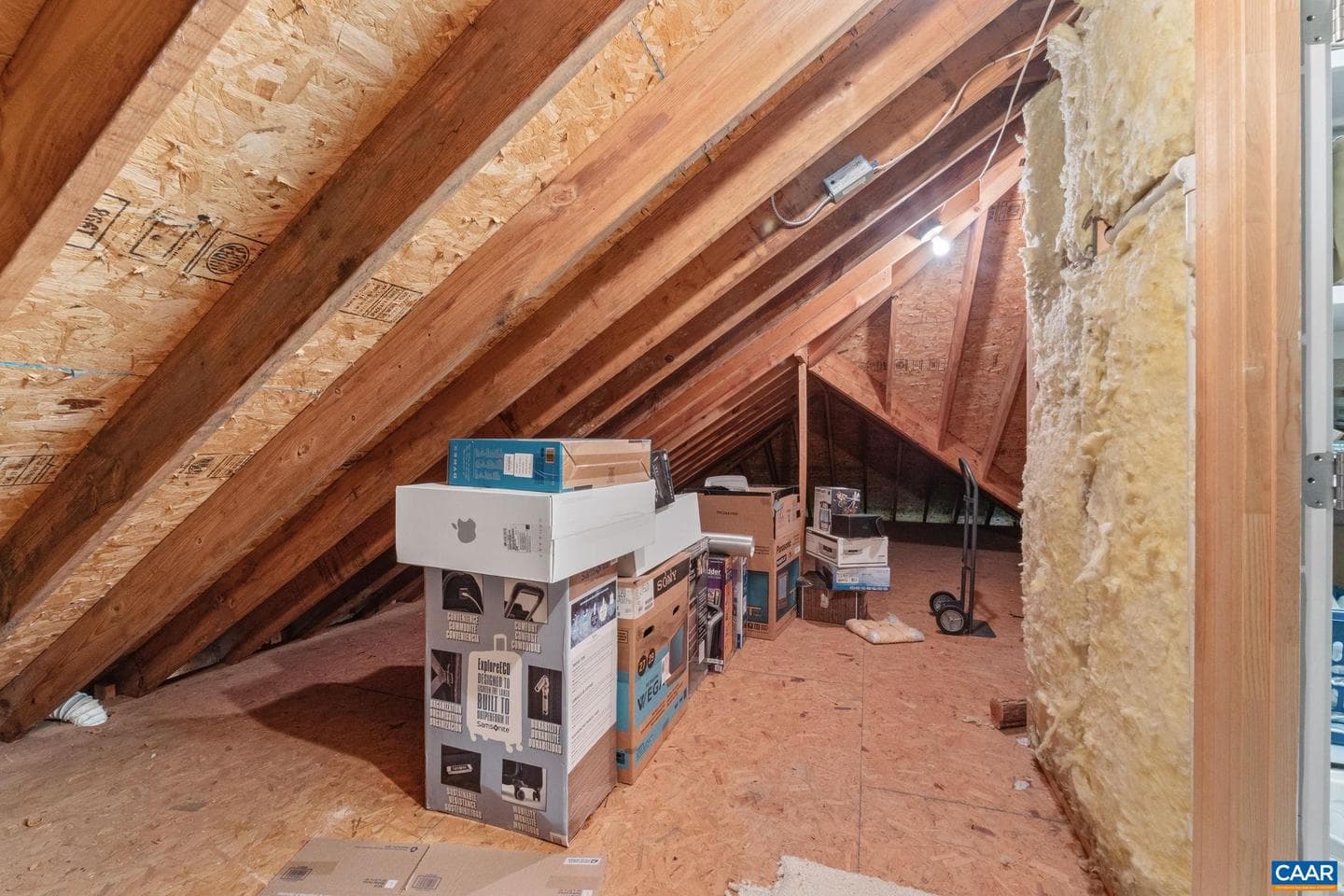 1563 Heathrow Ln photo 33