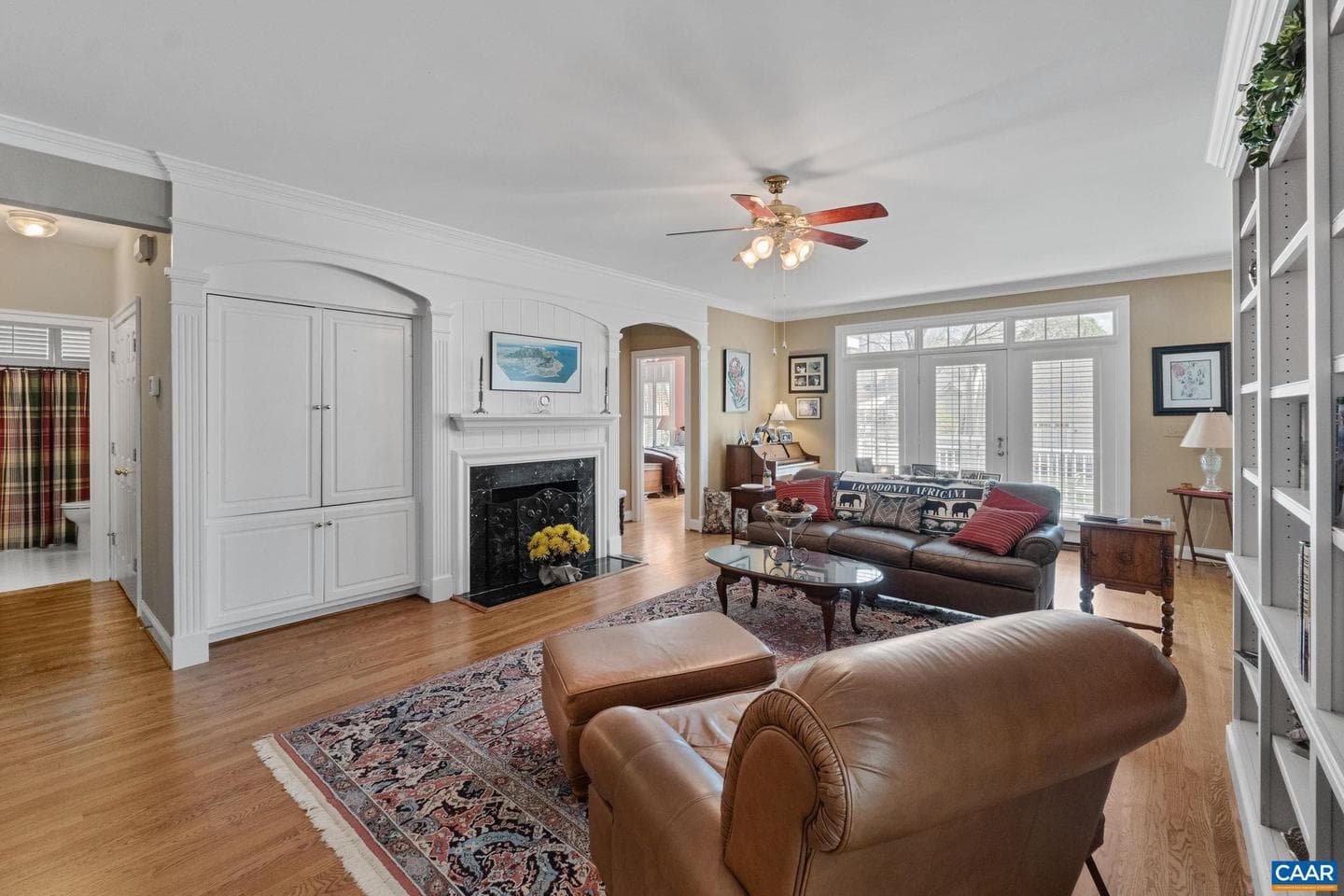 1563 Heathrow Ln photo 8