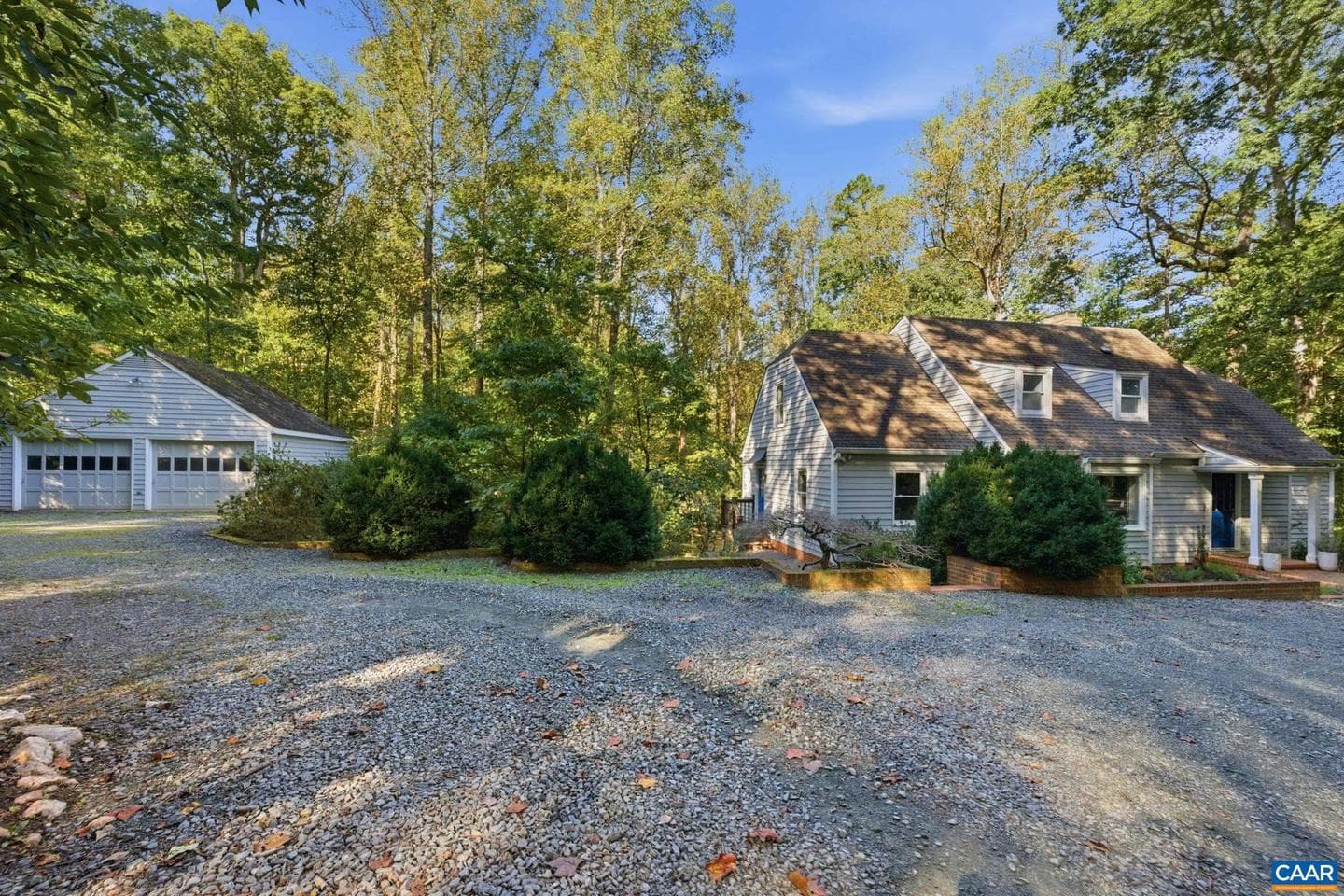 2404 Pine Garth Run photo 2