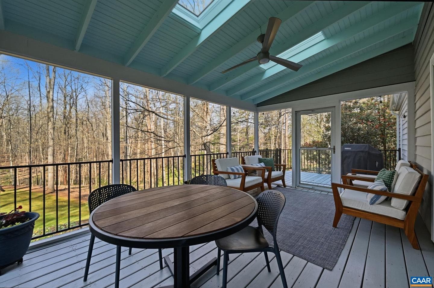2404 Pine Garth Run photo 29