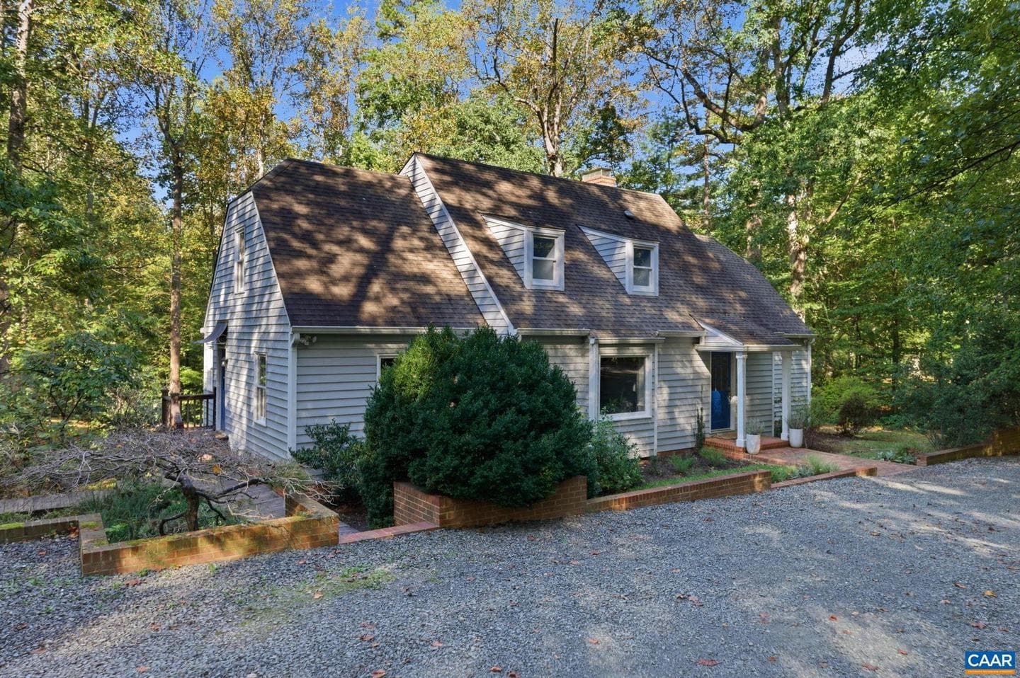 2404 Pine Garth Run photo 3