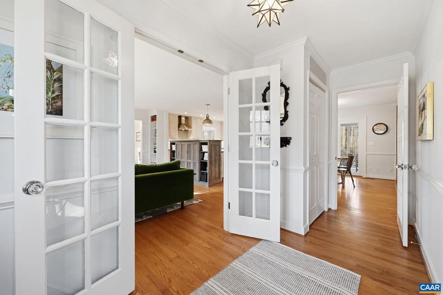 2404 Pine Garth Run photo 7