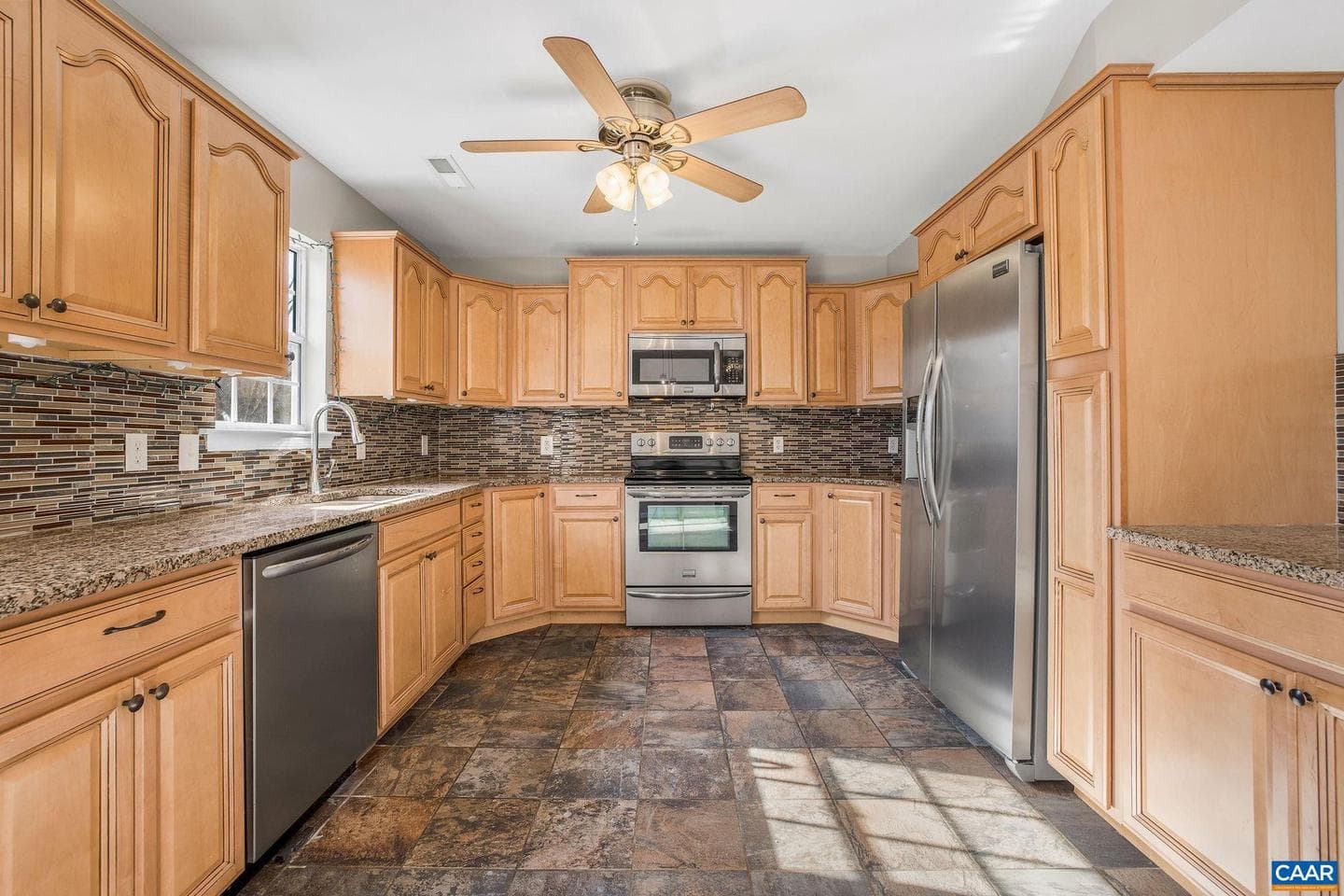 462 Fox Hunters Ln photo 26
