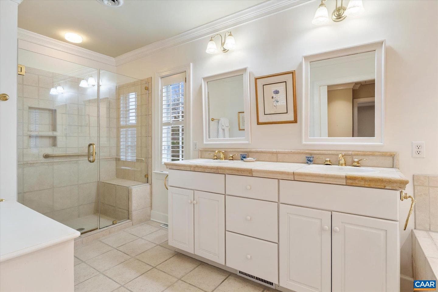 560 Dryden Pl photo 31