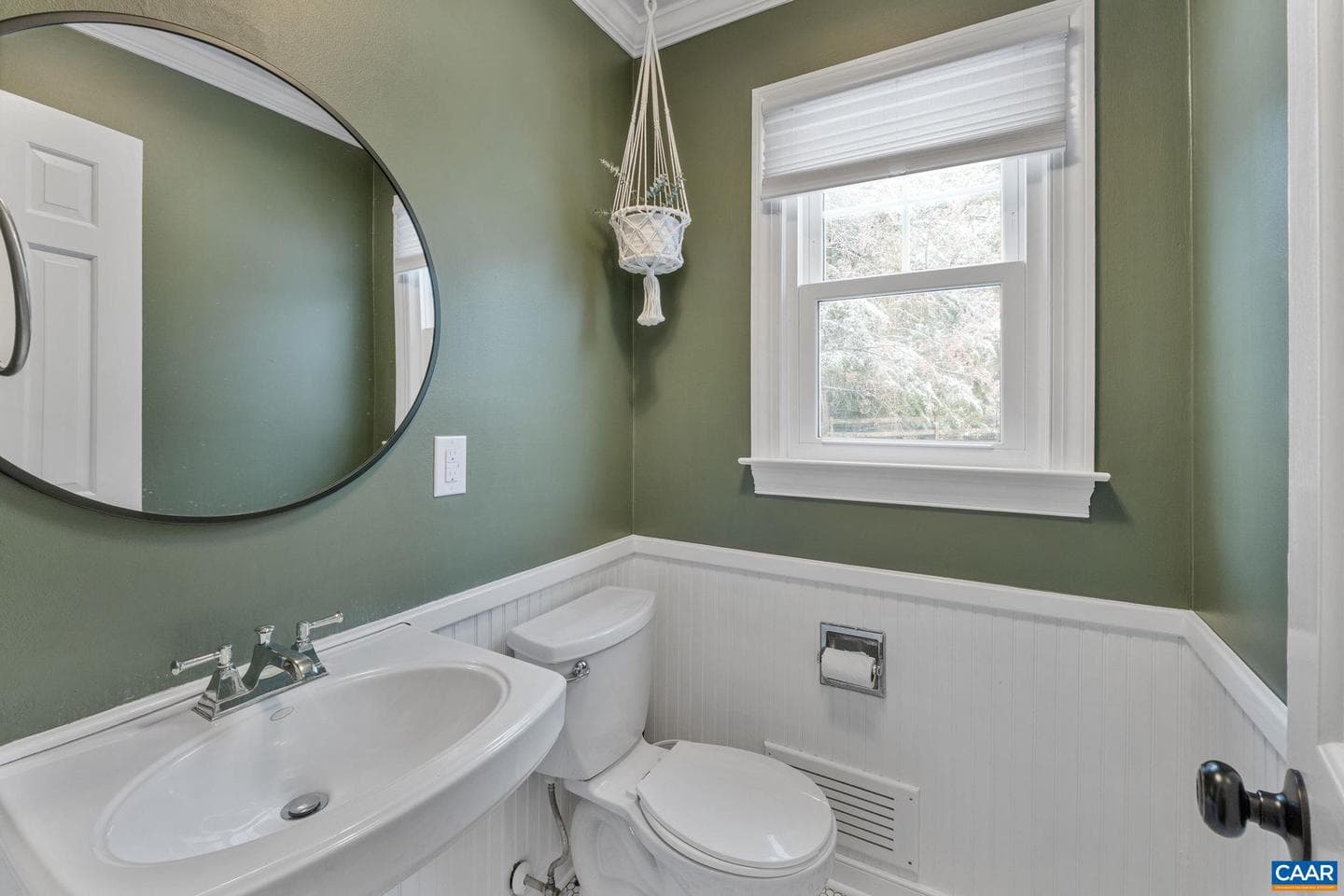 2720 Leeds Ln photo 17