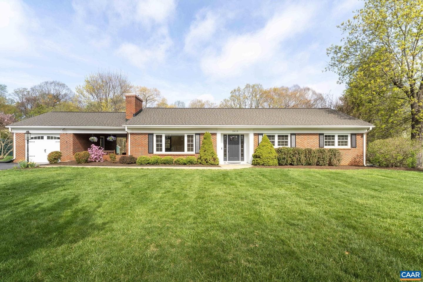 2613 Northfield Rd photo 1