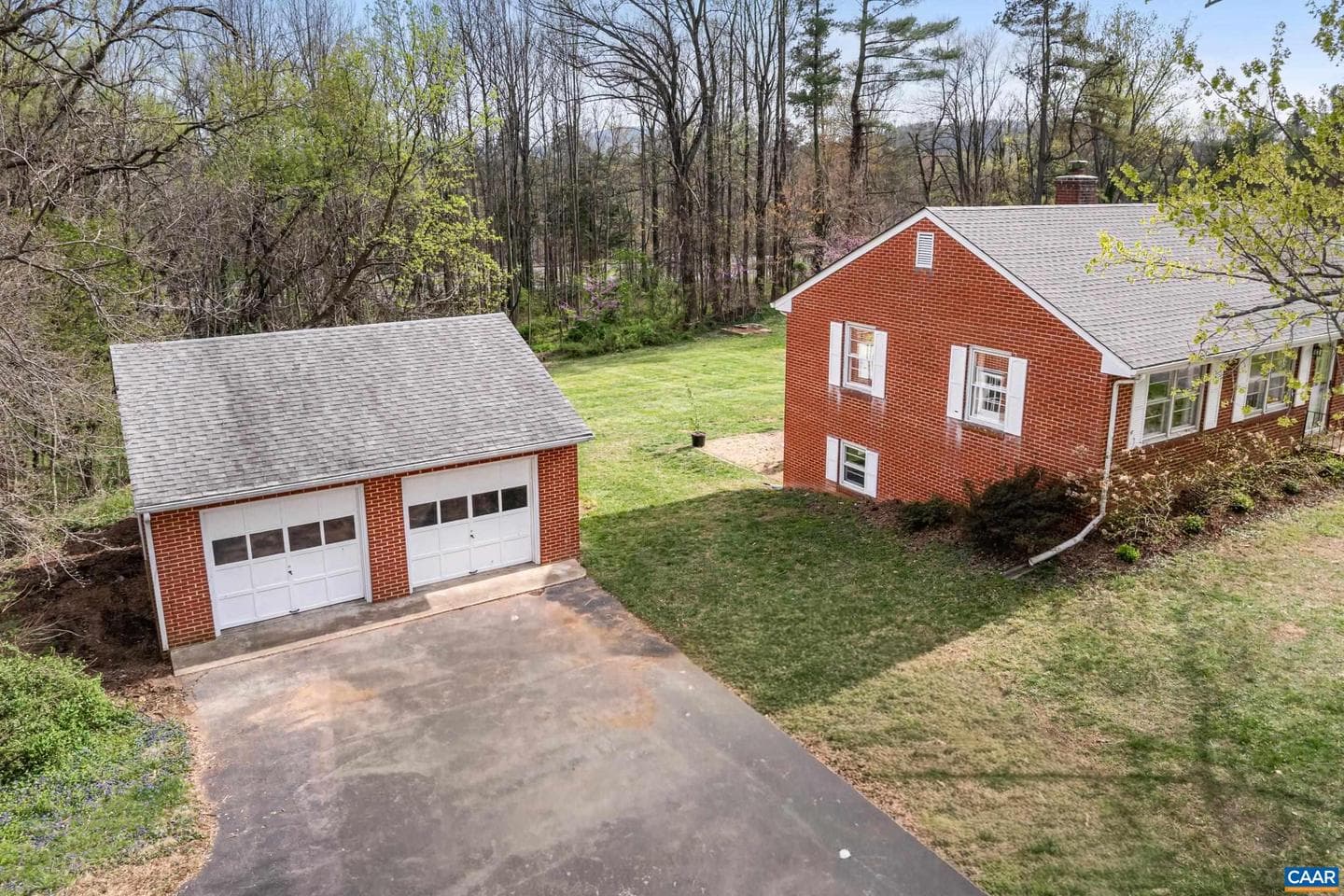 6459 Hillsboro Ln photo 3