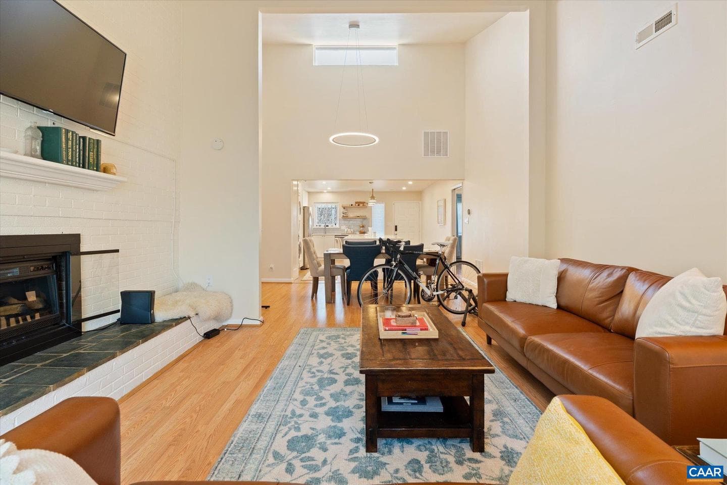 326 Harvest Dr photo 13