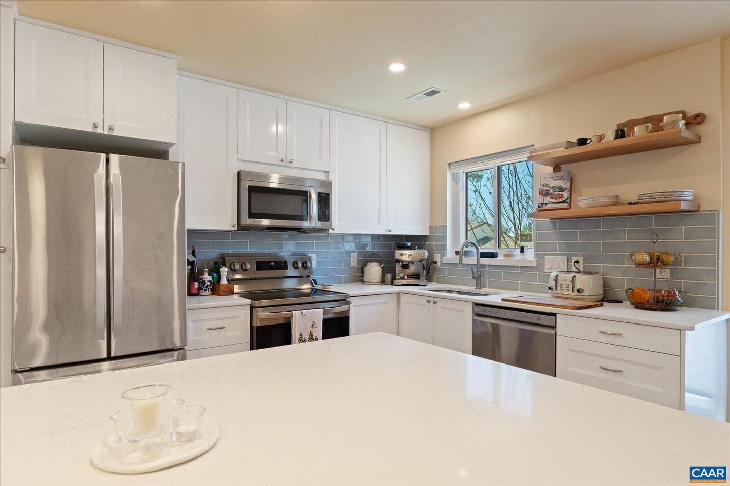 326 Harvest Dr photo 8