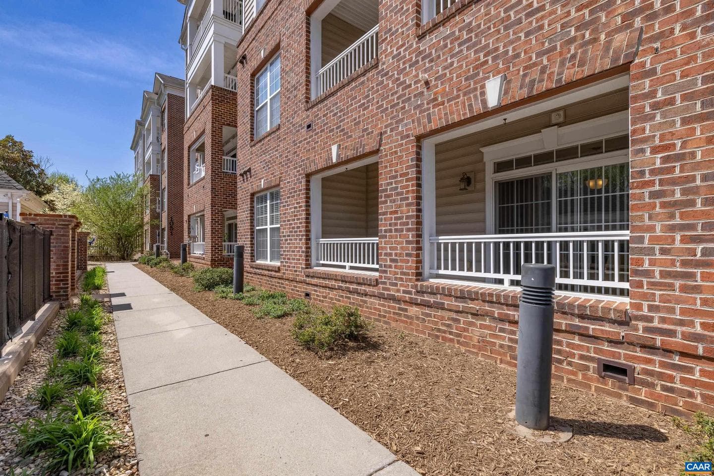 1051 Glenwood Station Ln #102 photo 38