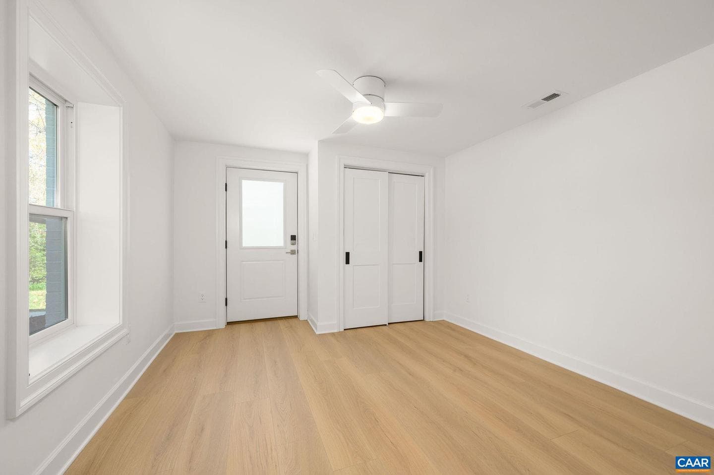 103 Chaucer Rd photo 30