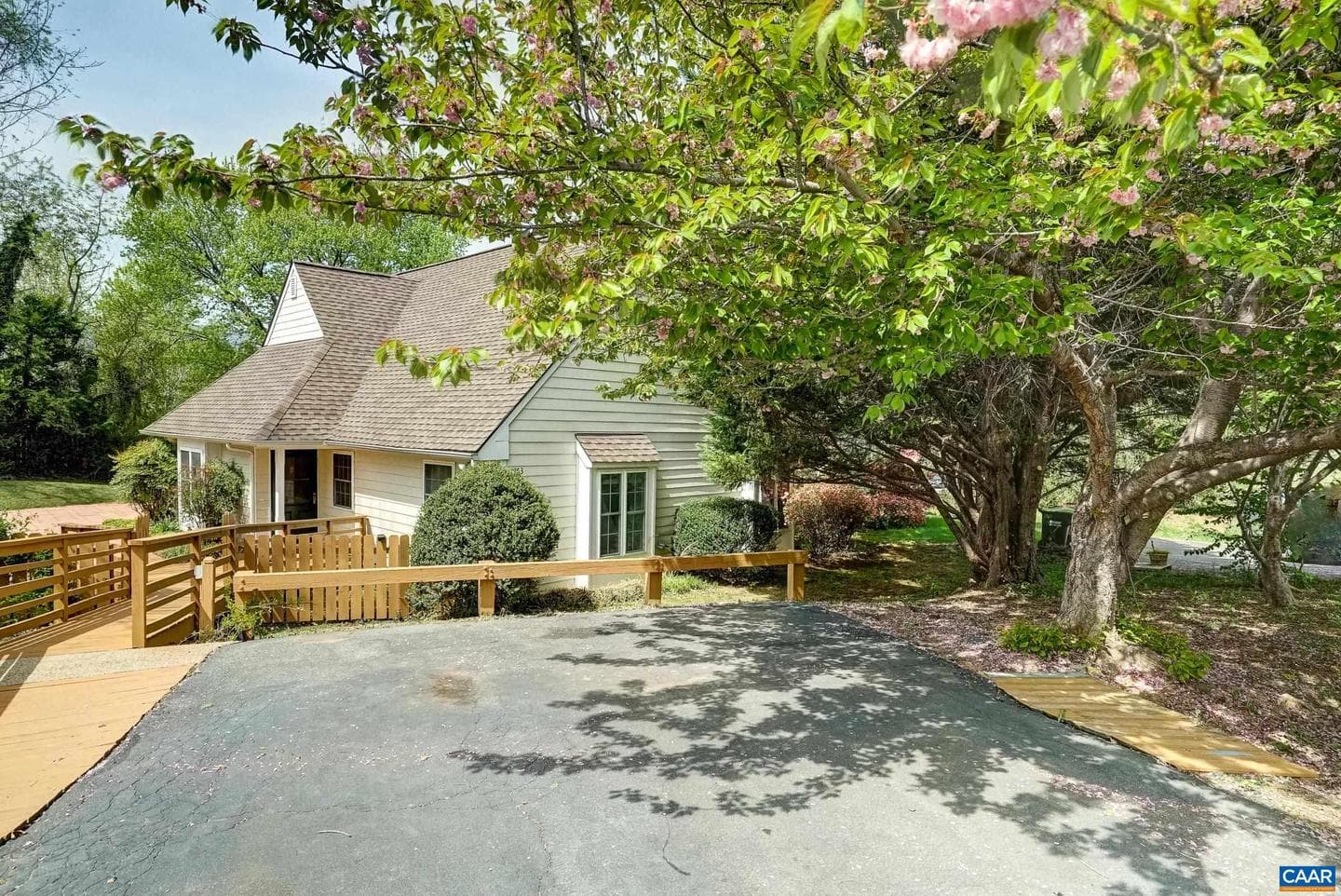 1253 Clover Ridge Pl photo 9