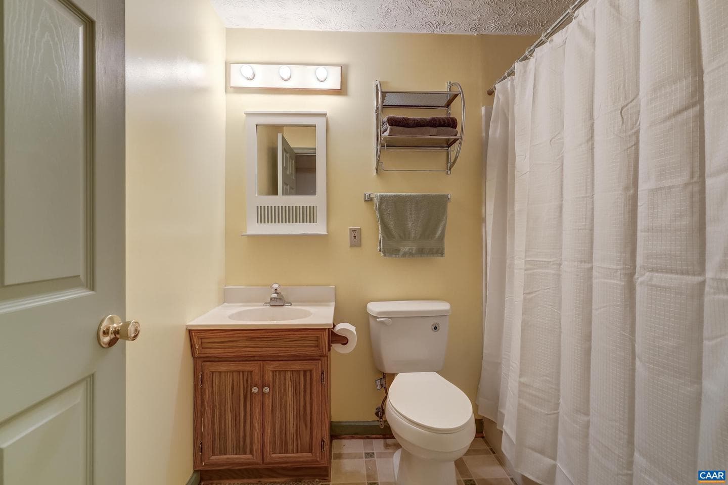 15 Austin Dr photo 24