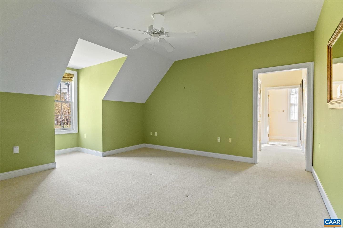 1813 Westerham St photo 53