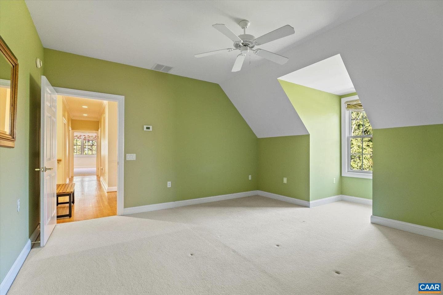 1813 Westerham St photo 54