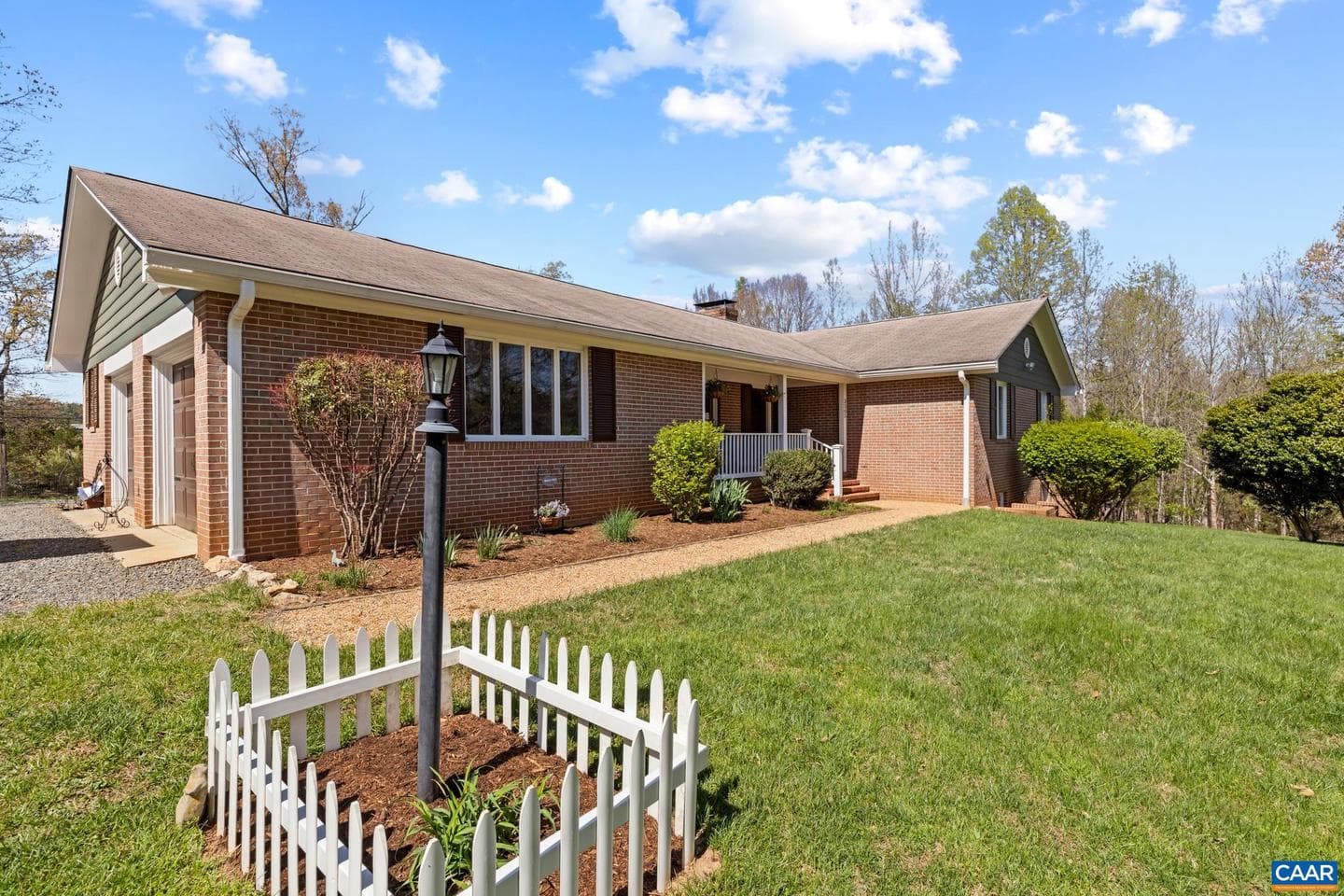 3505 Sarah Dr photo 11