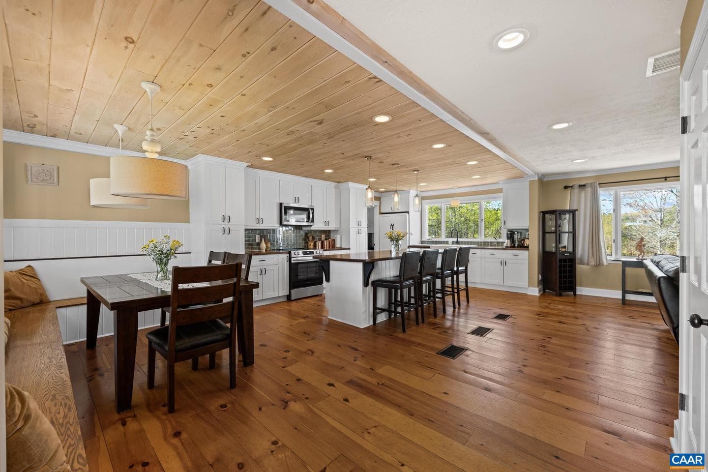 3505 Sarah Dr photo 16