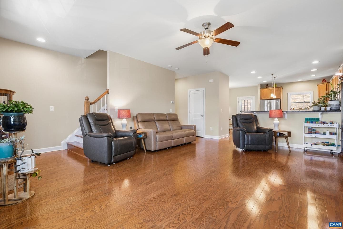 2420 Winthrop Dr photo 16