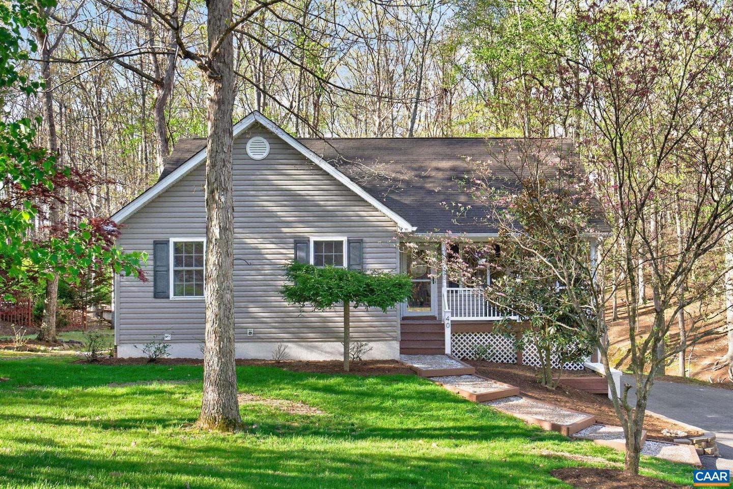 40 Bridlewood Dr photo 3
