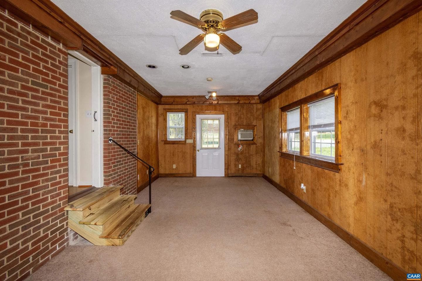 204 Selma Rd photo 23