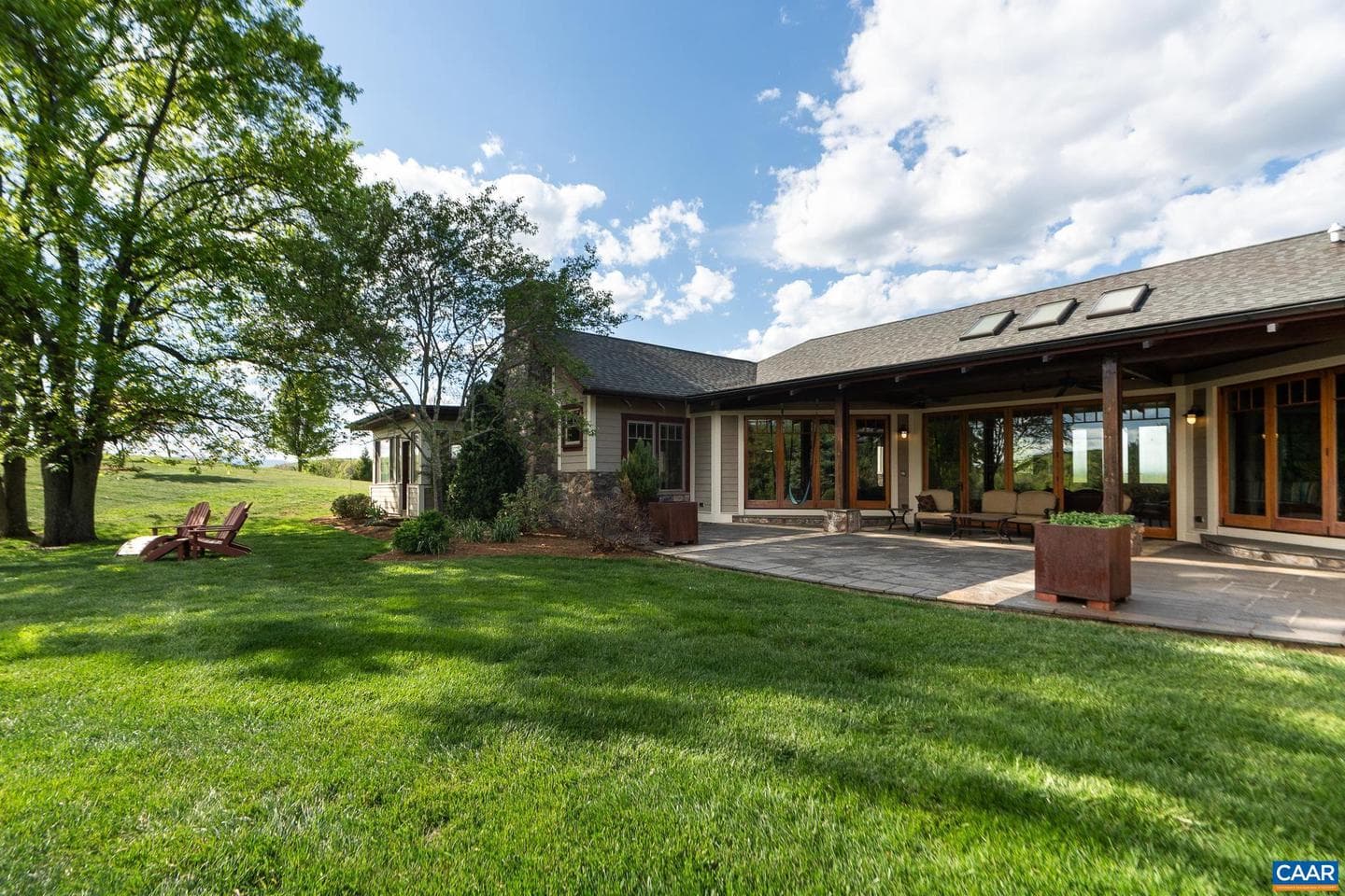 320 Carrsbrook Dr photo 15