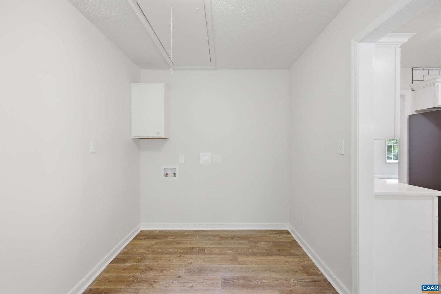 154 Erins Way photo 24