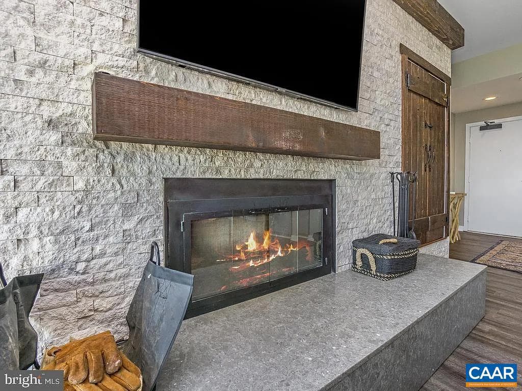 1616 Overlook Condos photo 6