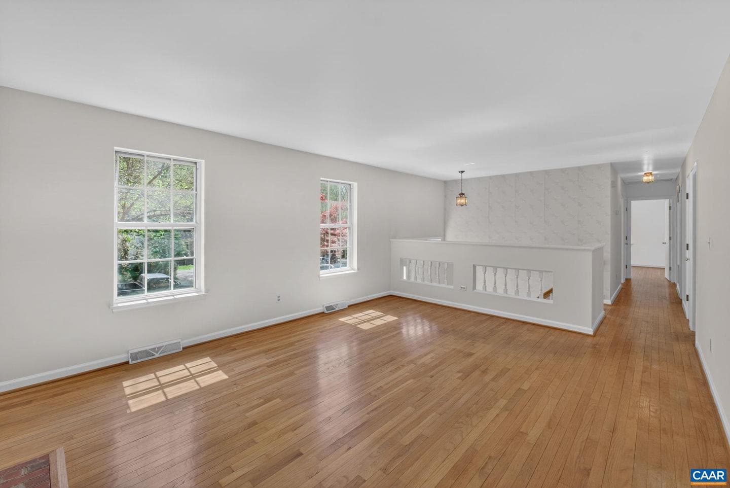 1610 Redwing Ln photo 6