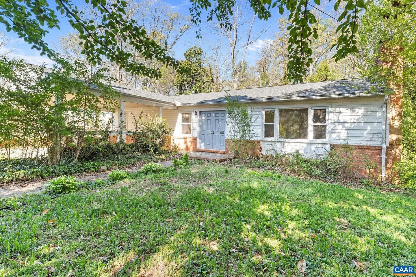 109 Elkhorn Rd photo 2