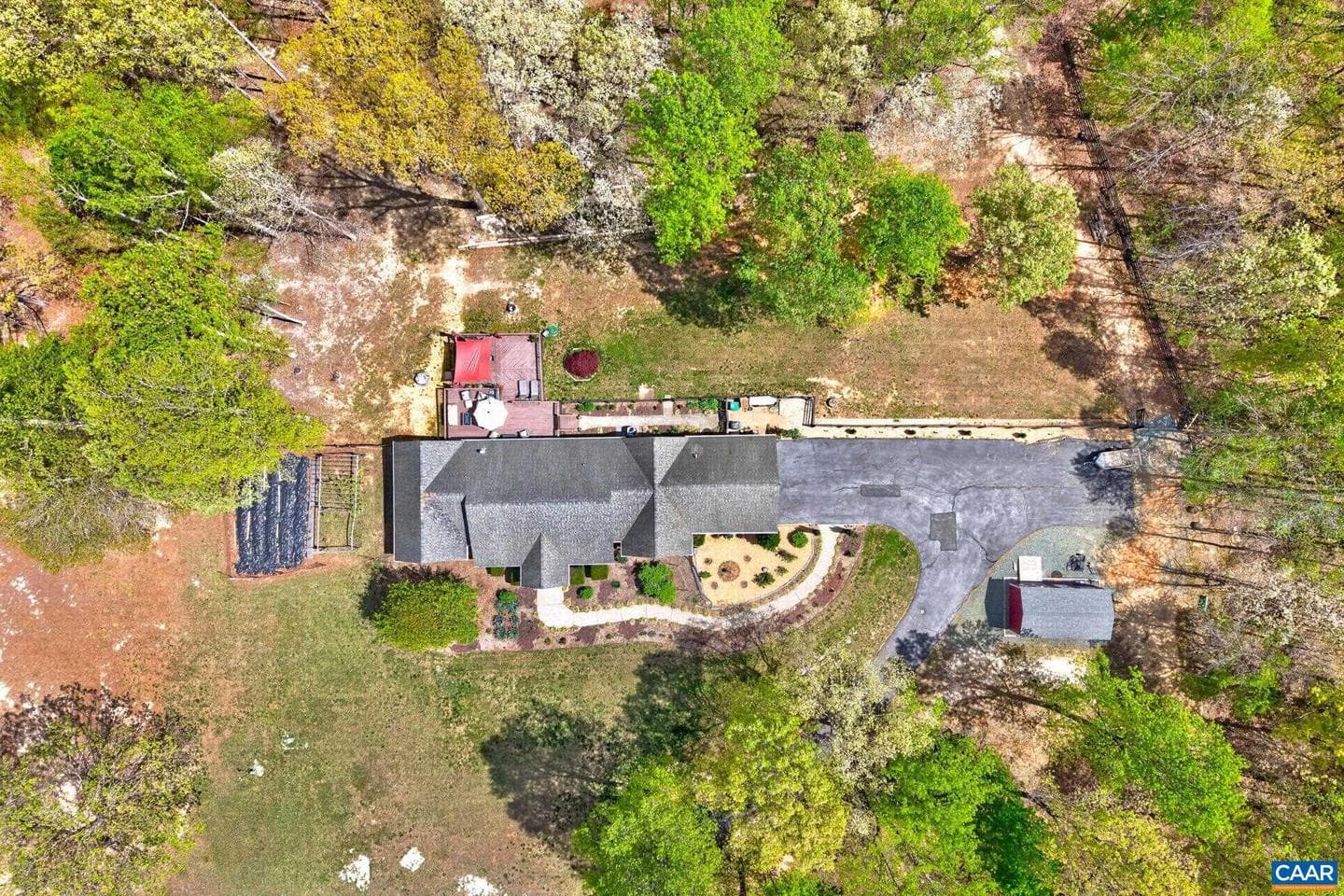 133 Pine Forest Ln photo 36