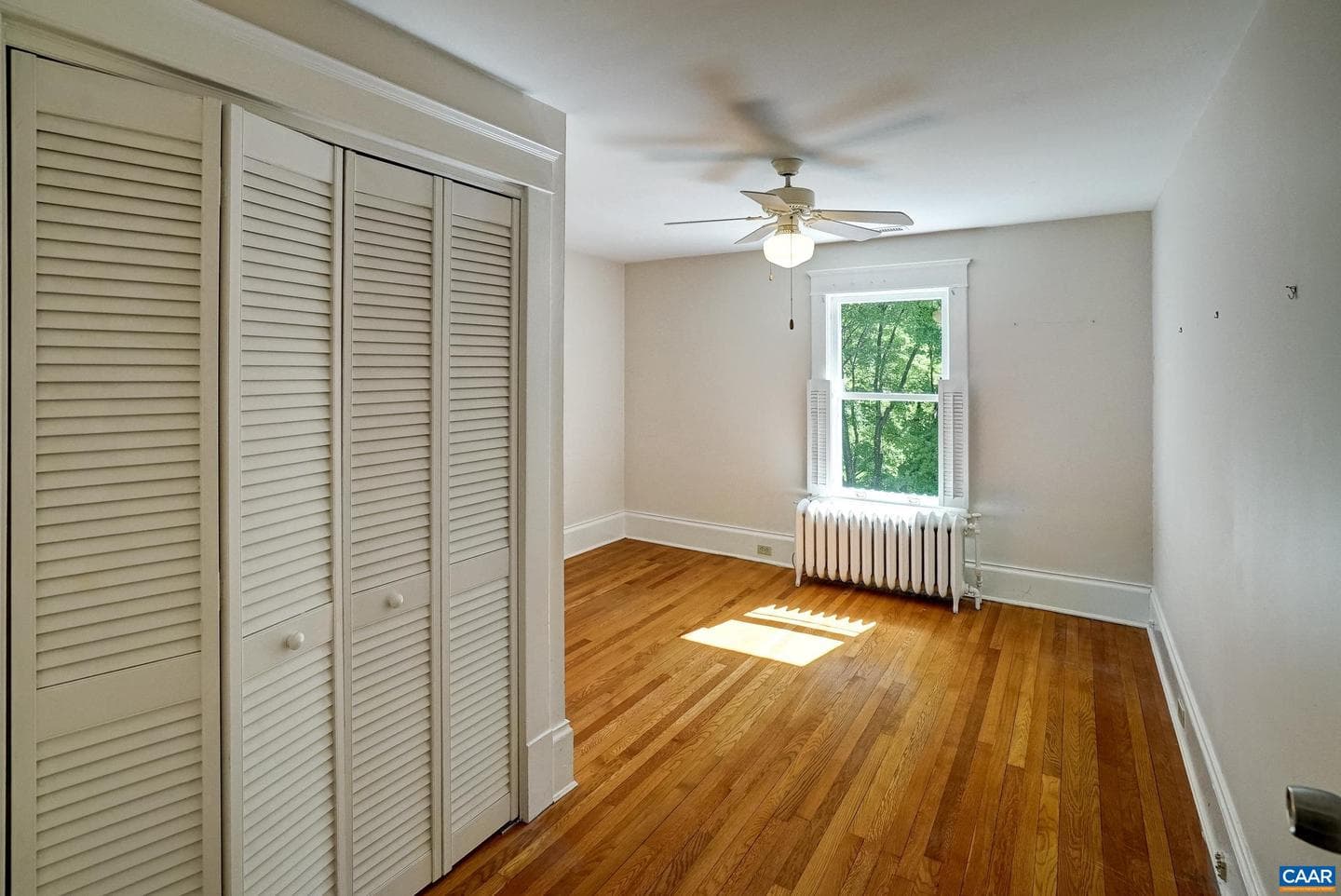 2425 Jefferson Park Ave photo 29