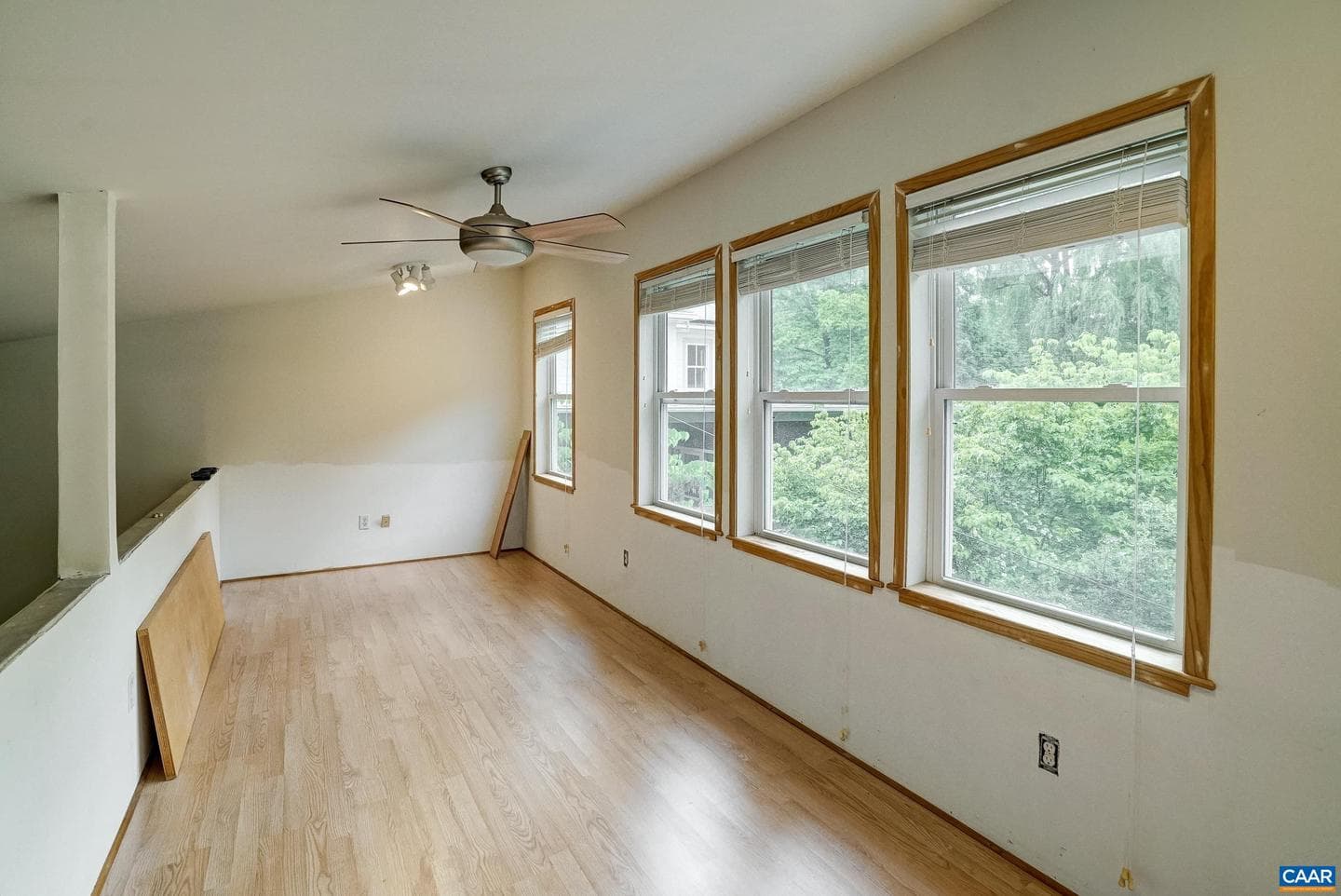 2425 Jefferson Park Ave photo 47