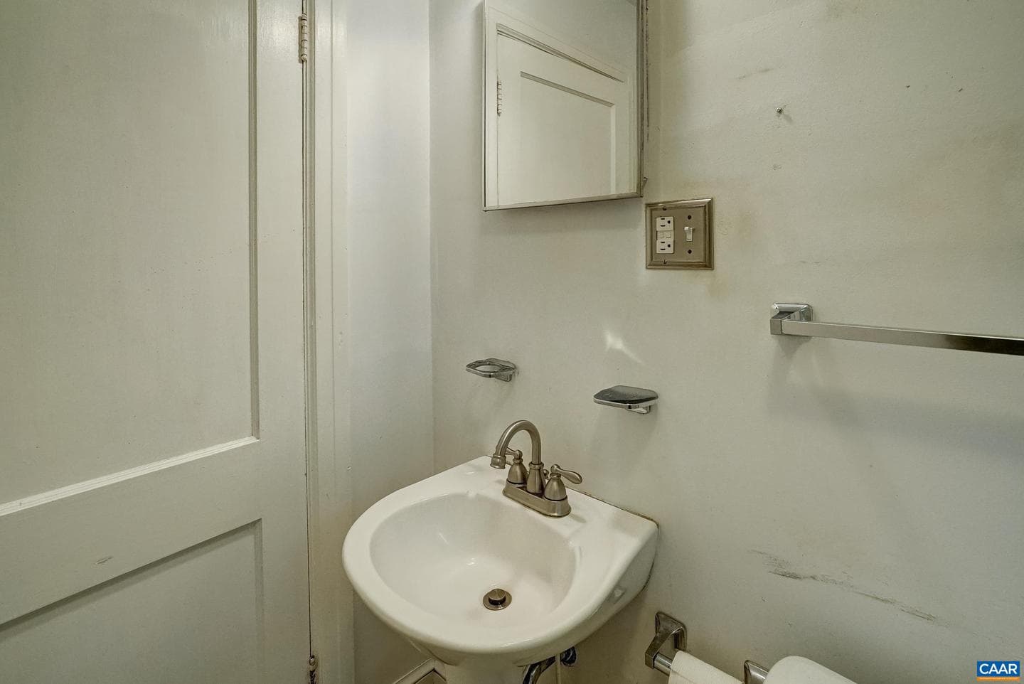 2425 Jefferson Park Ave photo 63