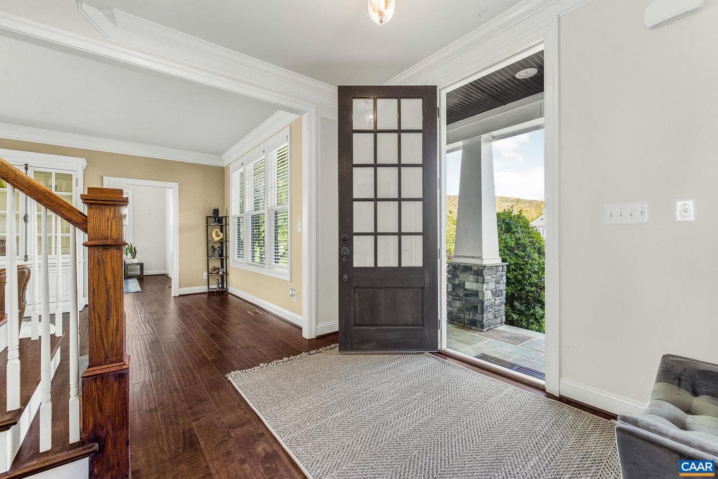 1630 Victor Pl photo 10