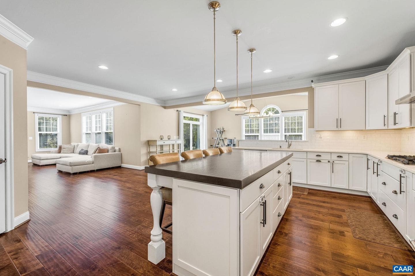 1630 Victor Pl photo 24