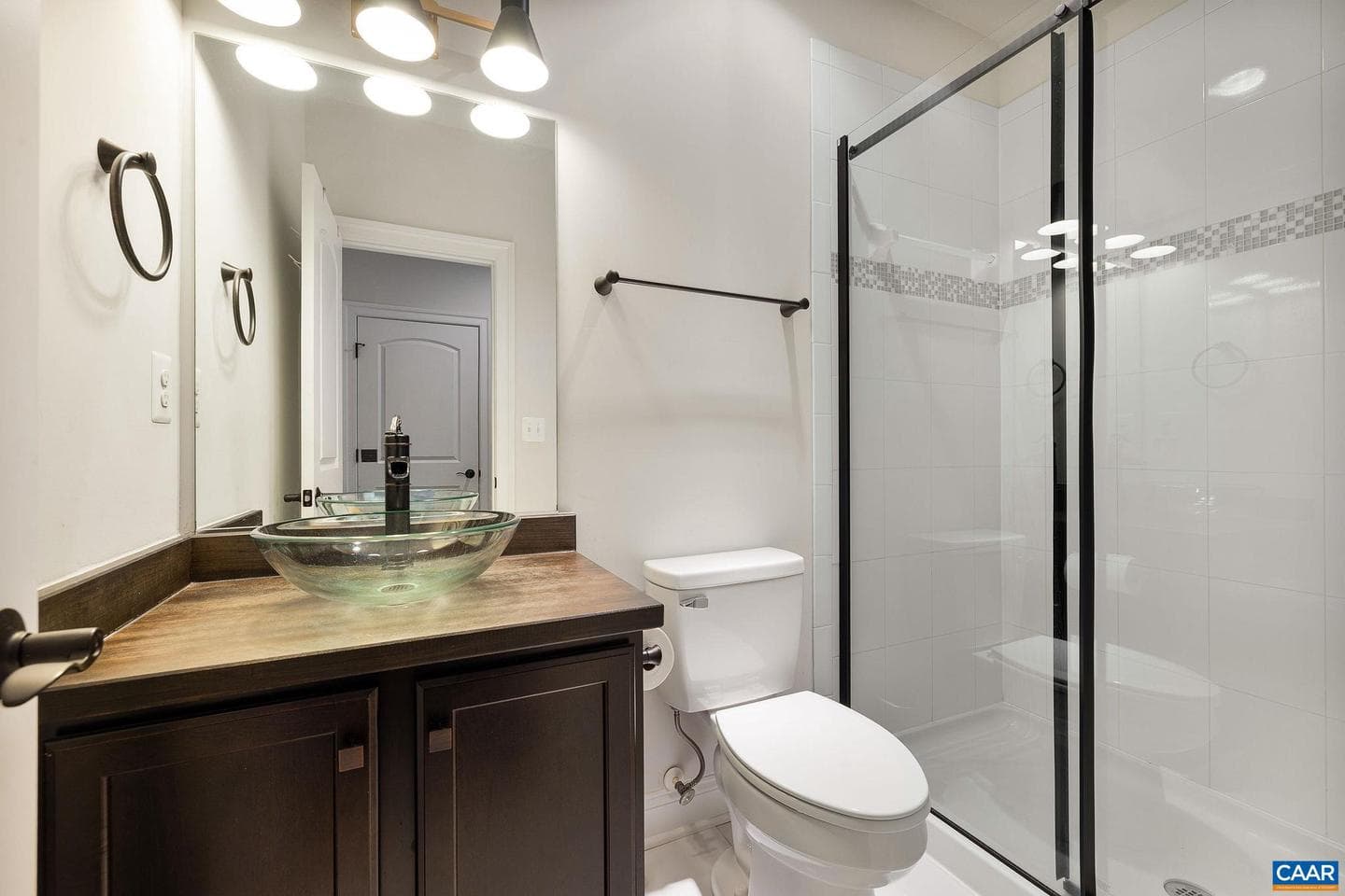 1630 Victor Pl photo 60