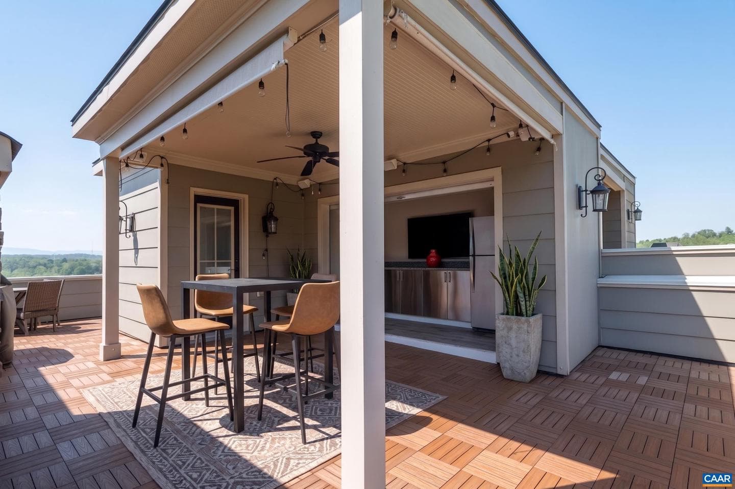 1411 Terrace Ln photo 8