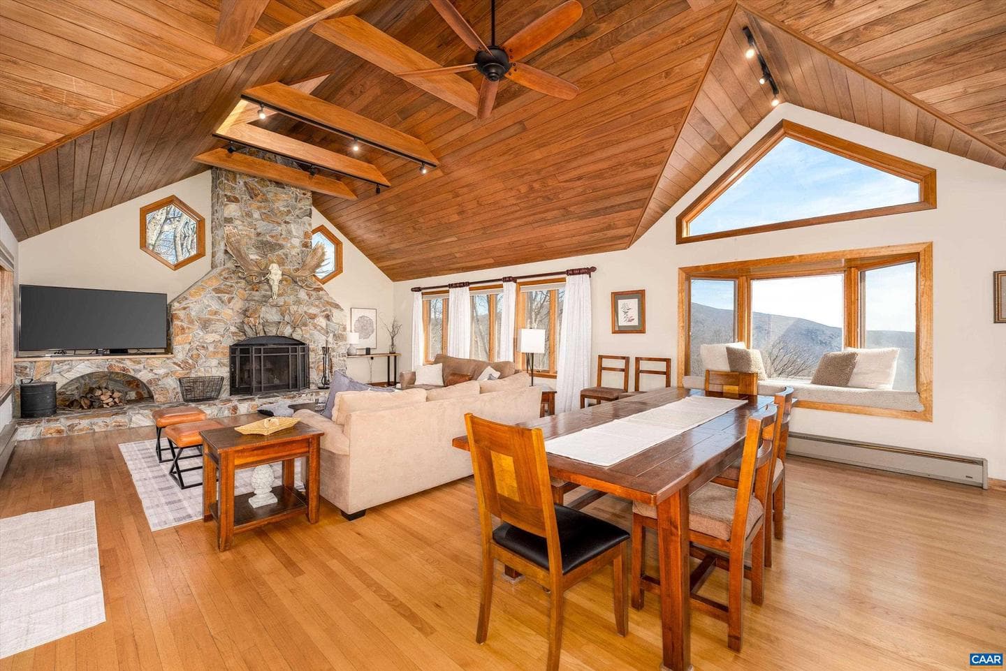 327 Crawfords Edge photo 13