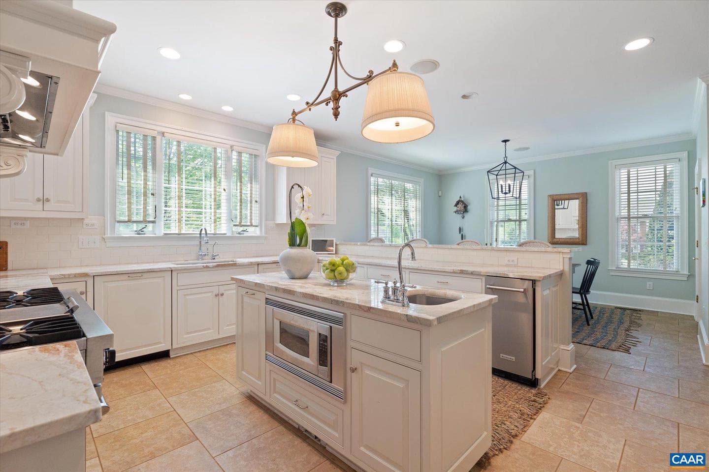 515 Rocks Farm Dr photo 13
